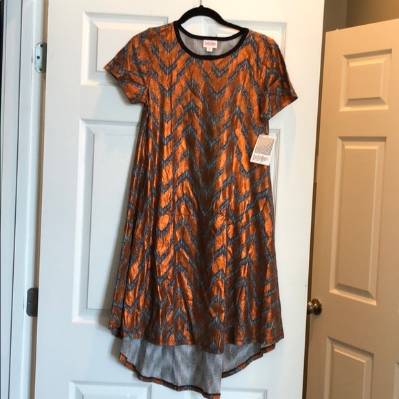 NWT LulaRoe Elegant Collection Carly - Picture 1 of 4